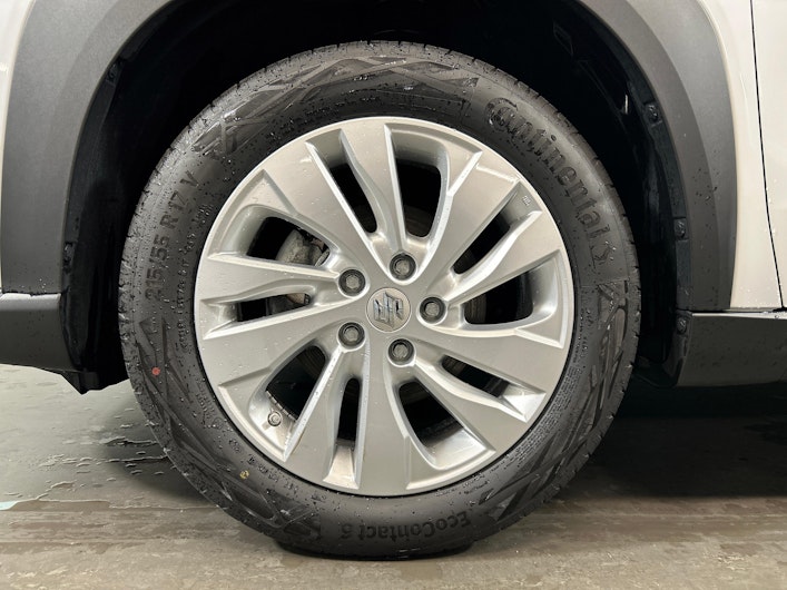 Fahrzeugbild SUZUKI S-CROSS