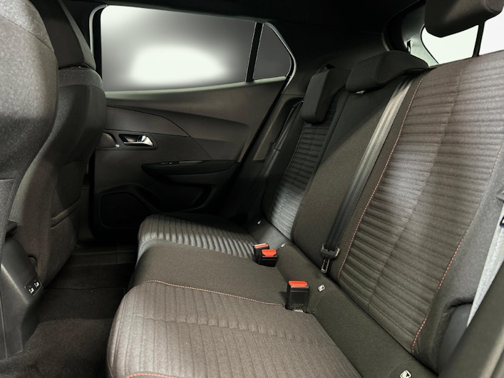 immagine del veicolo PEUGEOT 2008