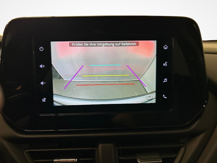 Fahrzeugbild SUZUKI S-CROSS