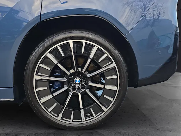 BMW iX3 50 xDrive