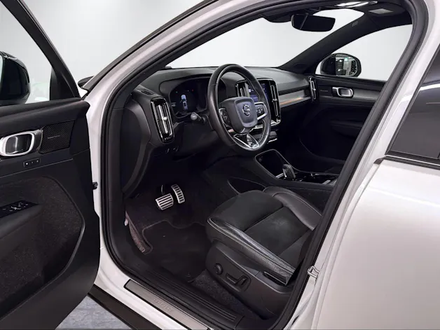 Volvo XC40 P8 Twin R-Design AWD