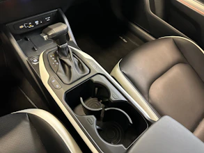 https://vehicle.imgix.net/4206590/80745d1f-d0fd-4ef3-aaa3-a11a62d324ce.jpg