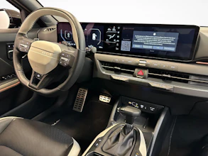 https://vehicle.imgix.net/4206590/c7382c38-dde7-4421-a67d-3c216f965870.jpg