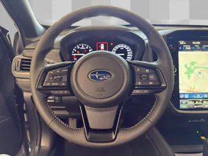 Subaru Forester Station 2.0i e-Boxer Swiss Plus