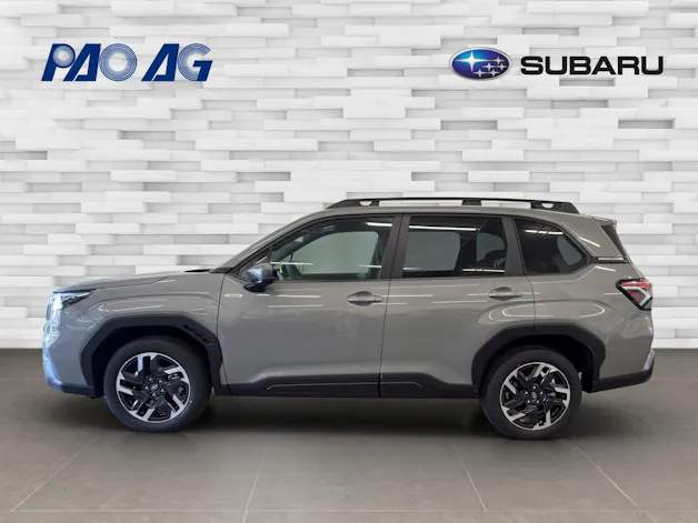 Subaru Forester Station 2.0i e-Boxer Swiss Plus