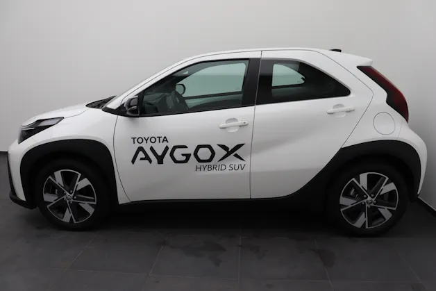 Toyota Aygo X 1.5 VVT-i HSD Comfort
