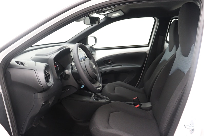 Fahrzeugbild TOYOTA AYGO X