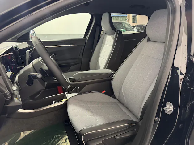 Mitsubishi Eclipse Cross Intense