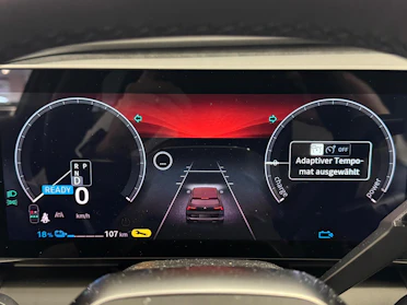 MITSUBISHI ECLIPSE CROSS 9