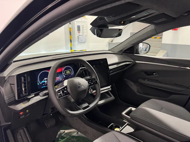 Mitsubishi Eclipse Cross Intense