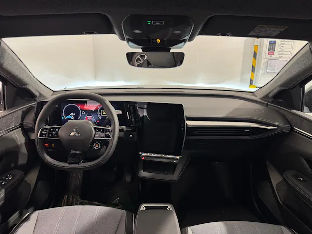 Mitsubishi Eclipse Cross Intense