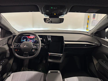 MITSUBISHI ECLIPSE CROSS 6