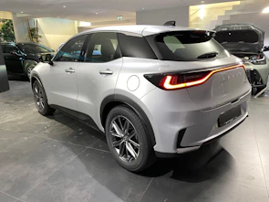 Fahrzeugbild LEXUS LBX 1.5 Hybrid Relax AWD