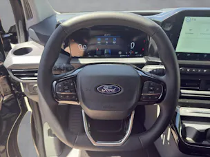 Ford Tourneo C Bus 320 L1 2.0 EcoBlue 170 Titanium X 4x4
