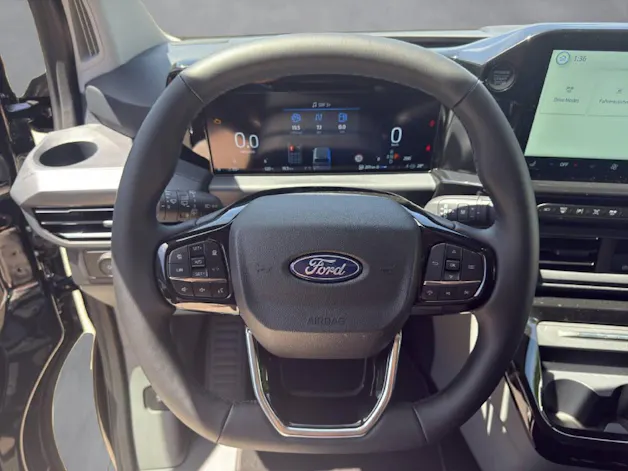 FORD Tourneo C Bus 320 L1 2.0 EcoBlue 170 Titanium X 4x4