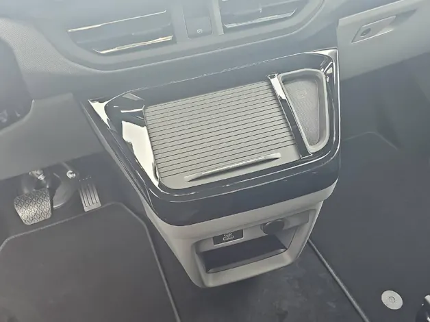 Ford Tourneo C Bus 320 L1 2.0 EcoBlue 170 Titanium X 4x4