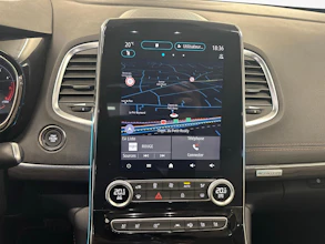 https://vehicle.imgix.net/4206663/002236c2-af1e-4bcd-92e0-5193cf2f6d2d.jpg