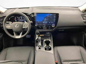 Fahrzeugbild LEXUS NX 450h+ Excellence