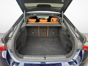 https://vehicle.imgix.net/4206684/4c0d8ed5-5d63-41c9-9d55-bcc077d940e4.jpg