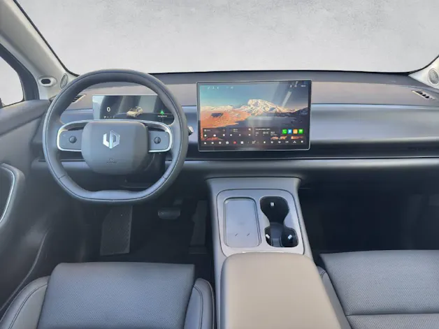 Leapmotor C10 EV AWD