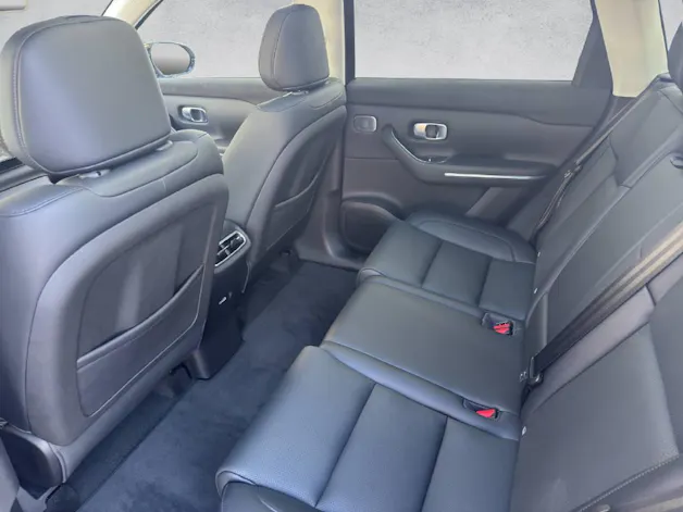Leapmotor C10 EV AWD