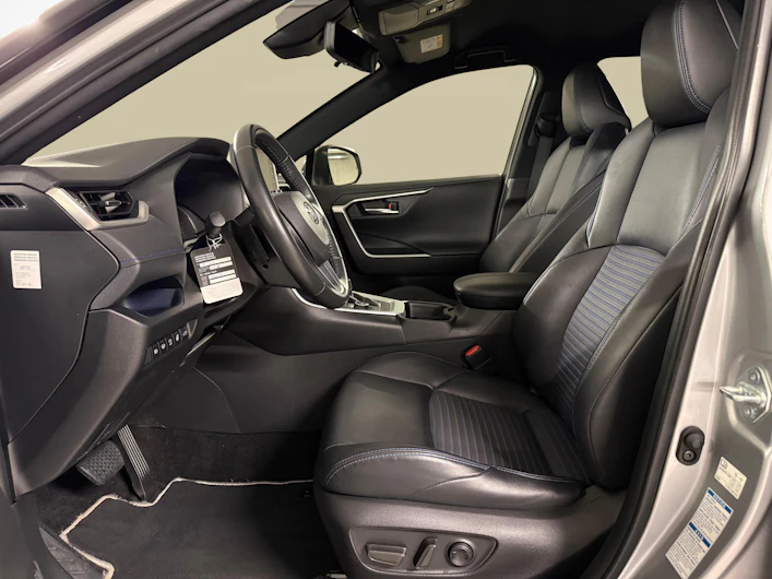 Fahrzeugbild TOYOTA RAV-4