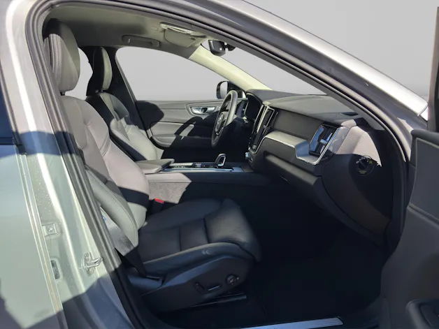 Volvo XC60 2.0 B5 MH Plus Dark AWD
