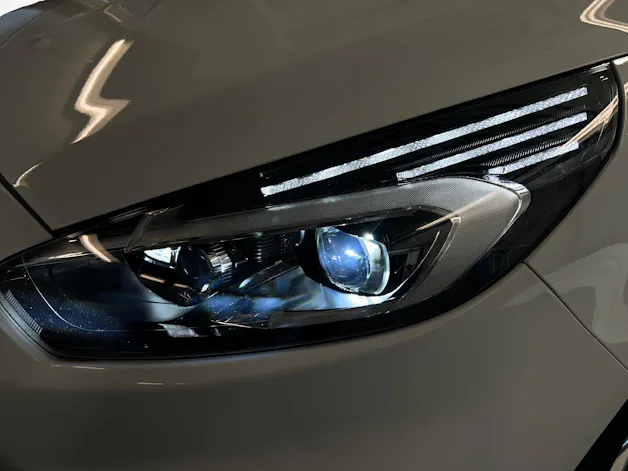 Ford S-Max 2.5 Hybrid Titanium