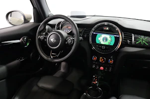 immagine del veicolo MINI F55 2.0i Cooper S SDKG