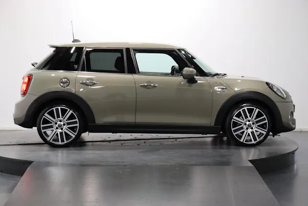 Mini F55 2.0i Cooper S SDKG