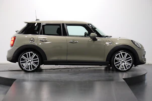 immagine del veicolo MINI F55 2.0i Cooper S SDKG