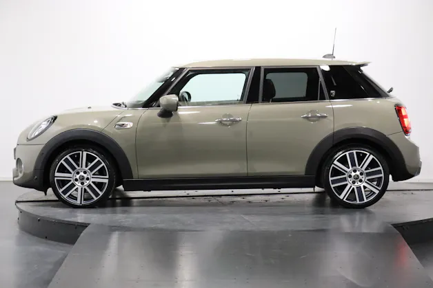Mini F55 2.0i Cooper S SDKG