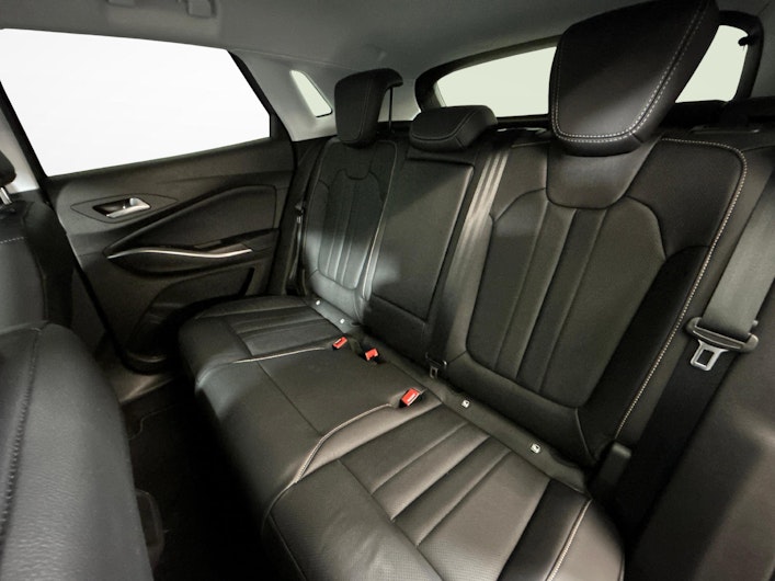 immagine del veicolo OPEL GRANDLAND