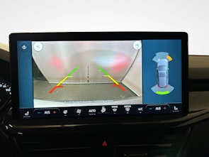 Fahrzeugbild FORD Focus 1.0i EcoB Hybrid 155 ST-Line