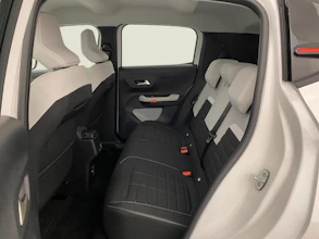 https://vehicle.imgix.net/4206916/0f1d0081-c457-49d5-ba9f-a62c90cc1c46.jpg