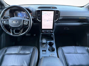 https://vehicle.imgix.net/4206918/d43e565e-bfe6-4a27-90d7-e70e606583e6.jpg