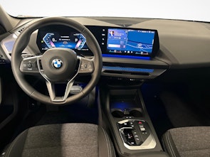 immagine del veicolo BMW 120d