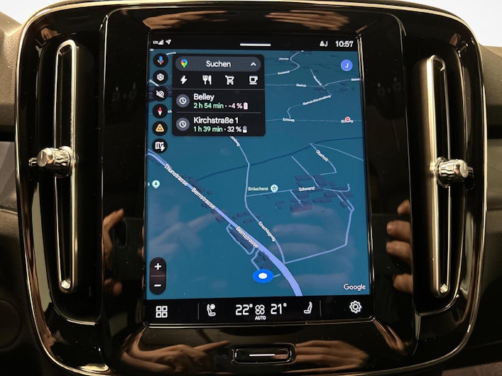 Fahrzeugbild VOLVO C40