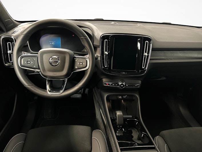 Fahrzeugbild VOLVO C40