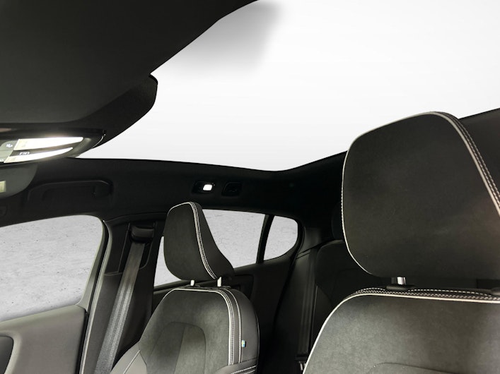 Fahrzeugbild VOLVO C40