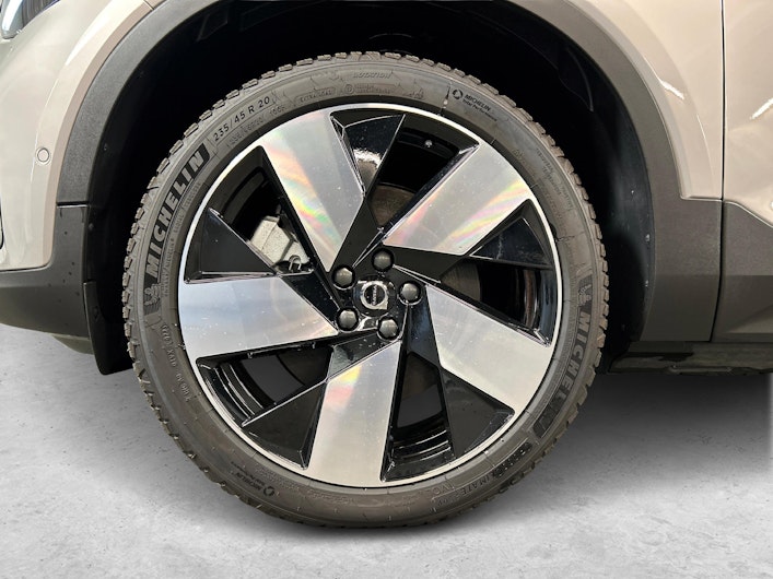 Fahrzeugbild VOLVO C40