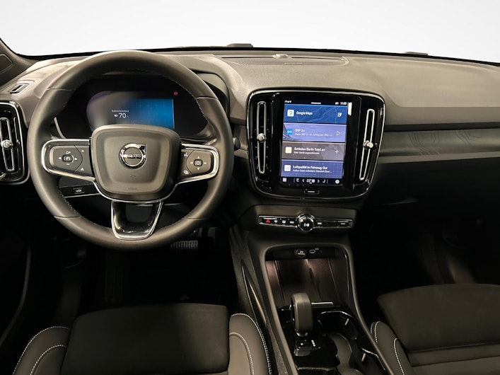 Fahrzeugbild VOLVO C40