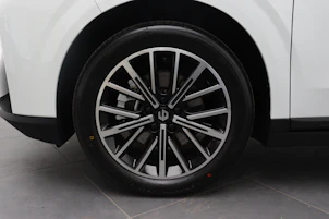 immagine del veicolo LEAPMOTOR B10 Design  EV
