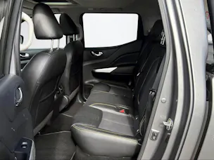 Nissan Navara 2.3 dCi Double Cab N-Guard