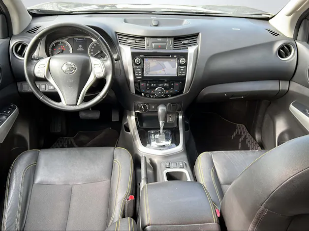 Nissan Navara 2.3 dCi Double Cab N-Guard