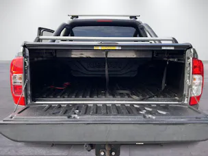 Nissan Navara 2.3 dCi Double Cab N-Guard