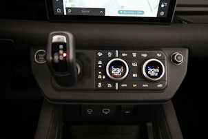 Fahrzeugbild LAND ROVER Defender 90 3.0 D I6 X-Dynamic S