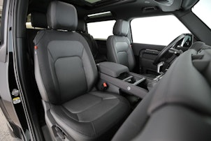 Fahrzeugbild LAND ROVER Defender 90 3.0 D I6 X-Dynamic S