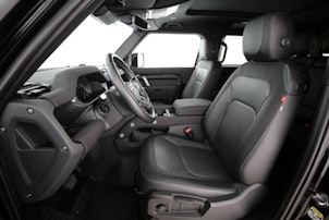 Fahrzeugbild LAND ROVER Defender 90 3.0 D I6 X-Dynamic S