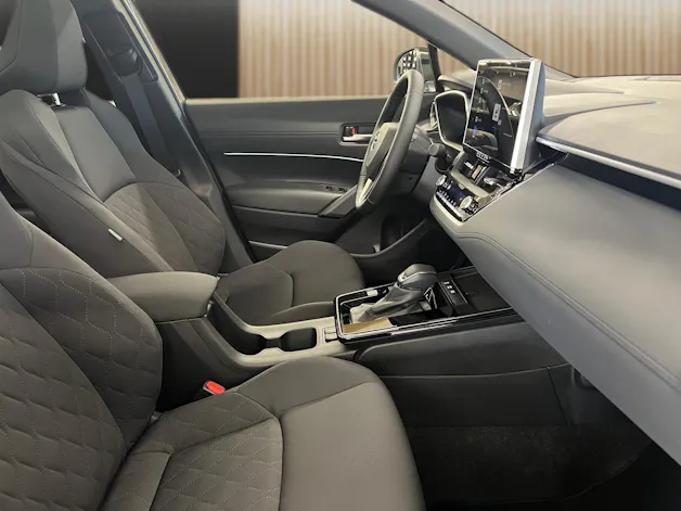 Toyota Corolla Cross 2.0 HSD Trend AWD-i